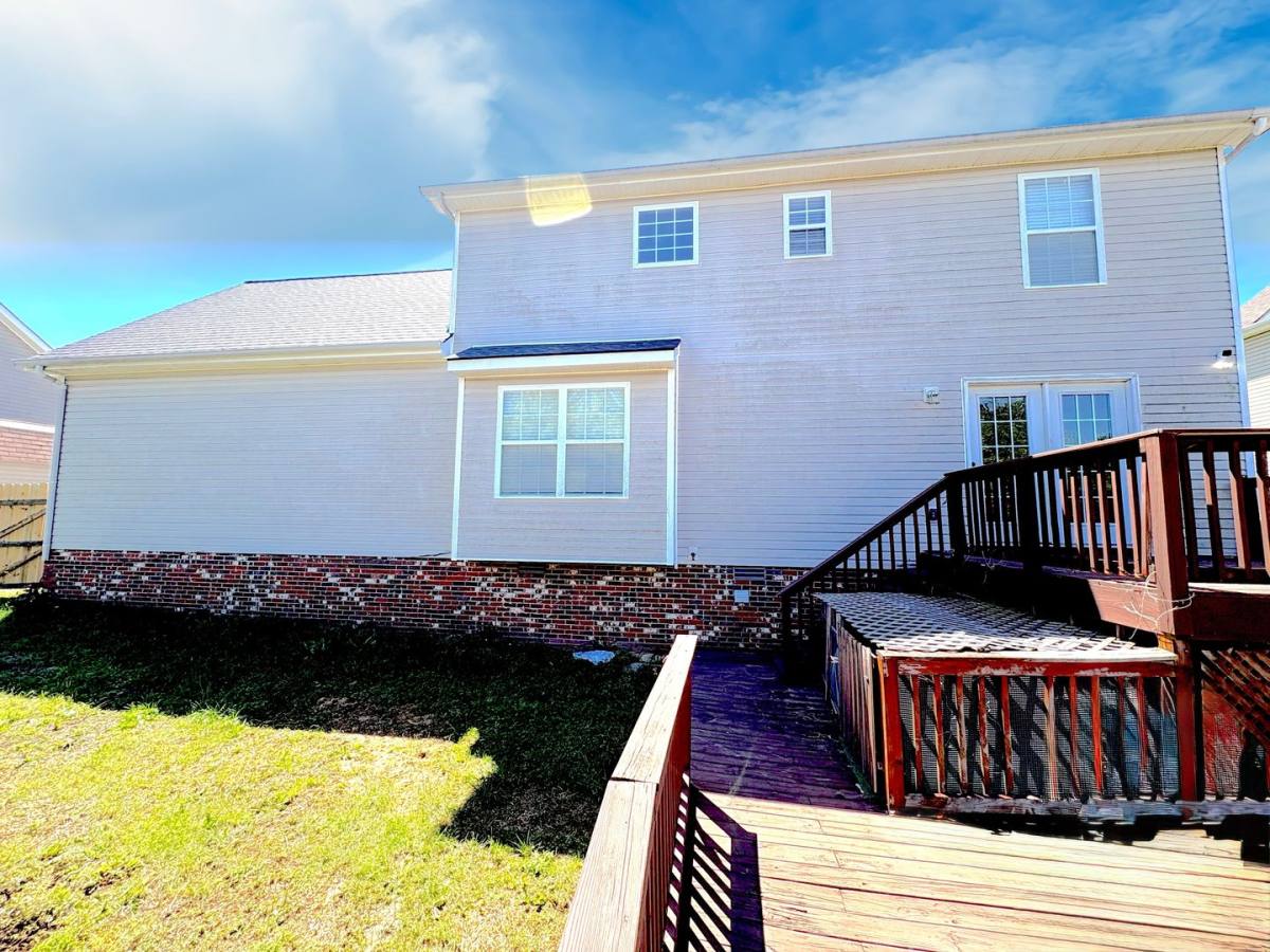 House for rent at 1317 Sunfield Dr, Clarksville, TN 37042