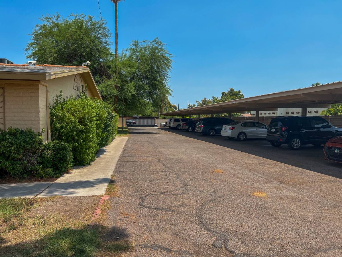 Apartment for rent at 4220 N 25th St, Phoenix, AZ 85016
