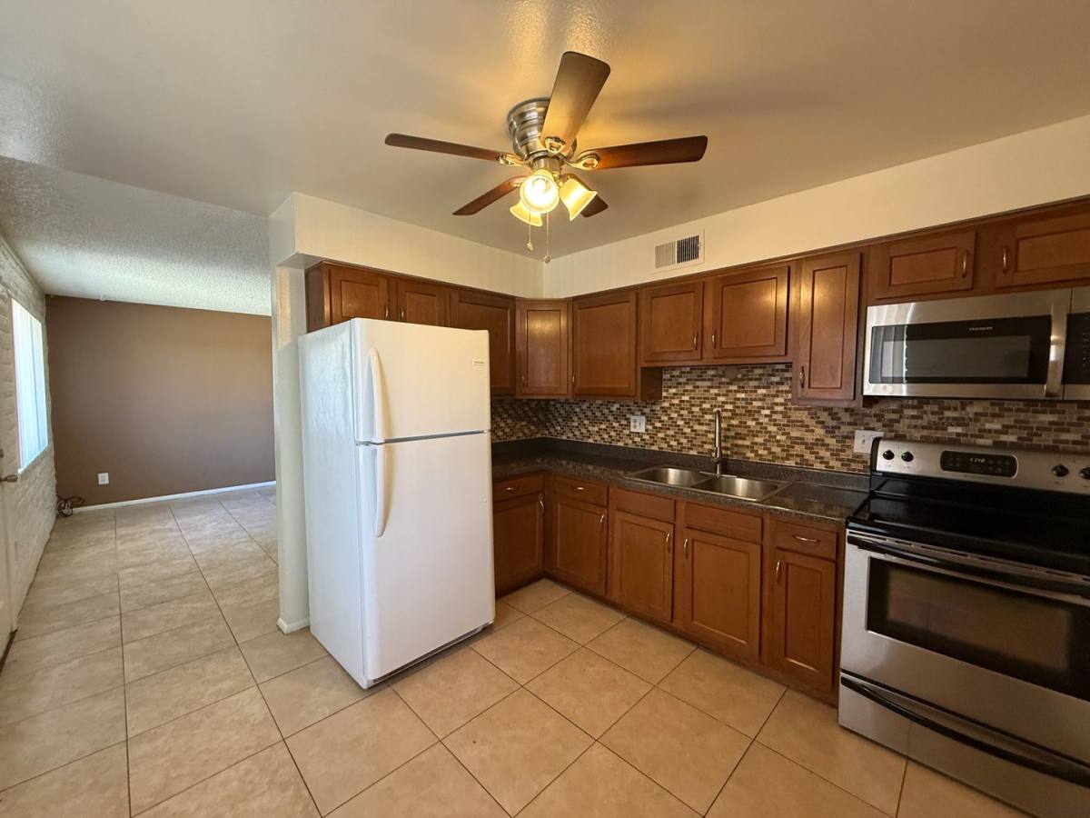 Apartment for rent at 4220 N 25th St, Phoenix, AZ 85016