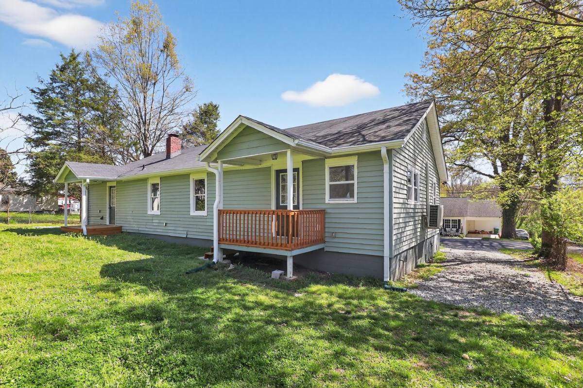 House for rent at 510 S 12th, Bessemer City, NC 28016