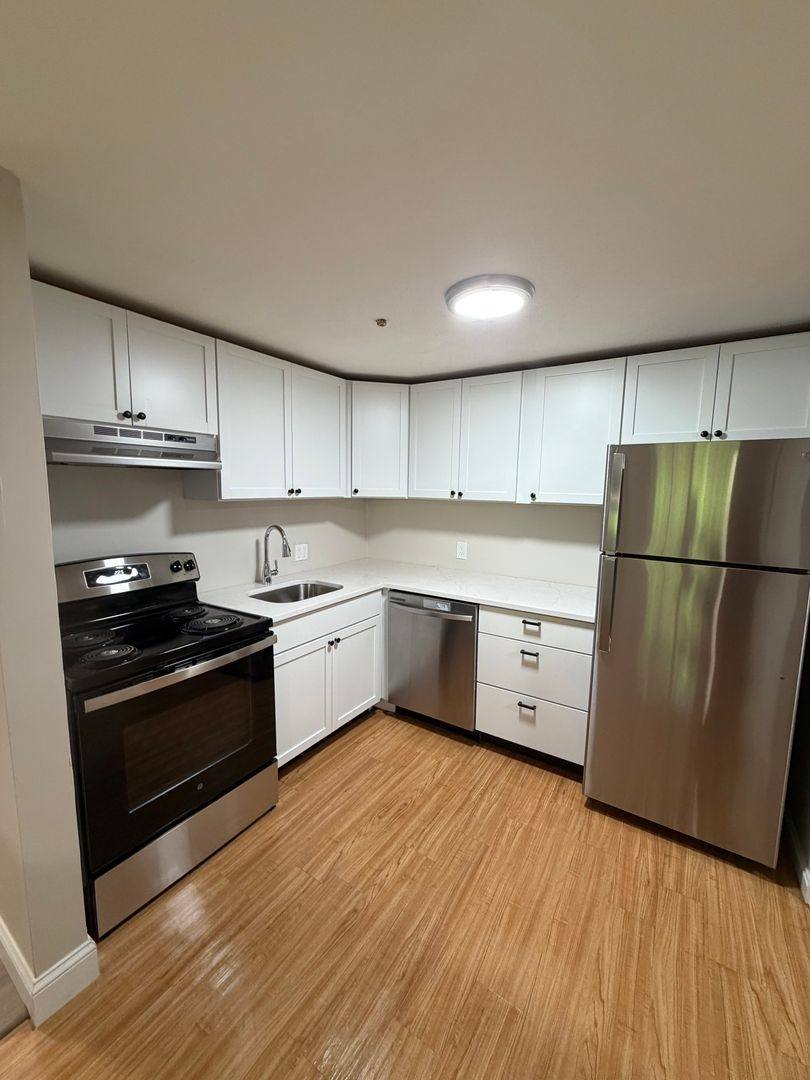 Apartment for rent at 26 S Main St, Derry, NH 03038