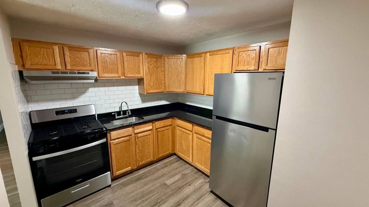Apartment for rent at 10 Henry Terrace, Worcester, MA 01607