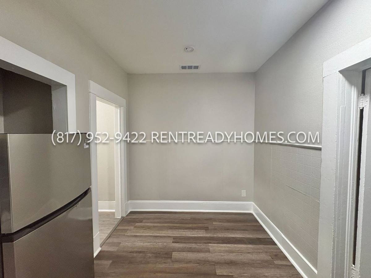 Apartment for rent at 4431 Clay St, Houston, TX 77023
