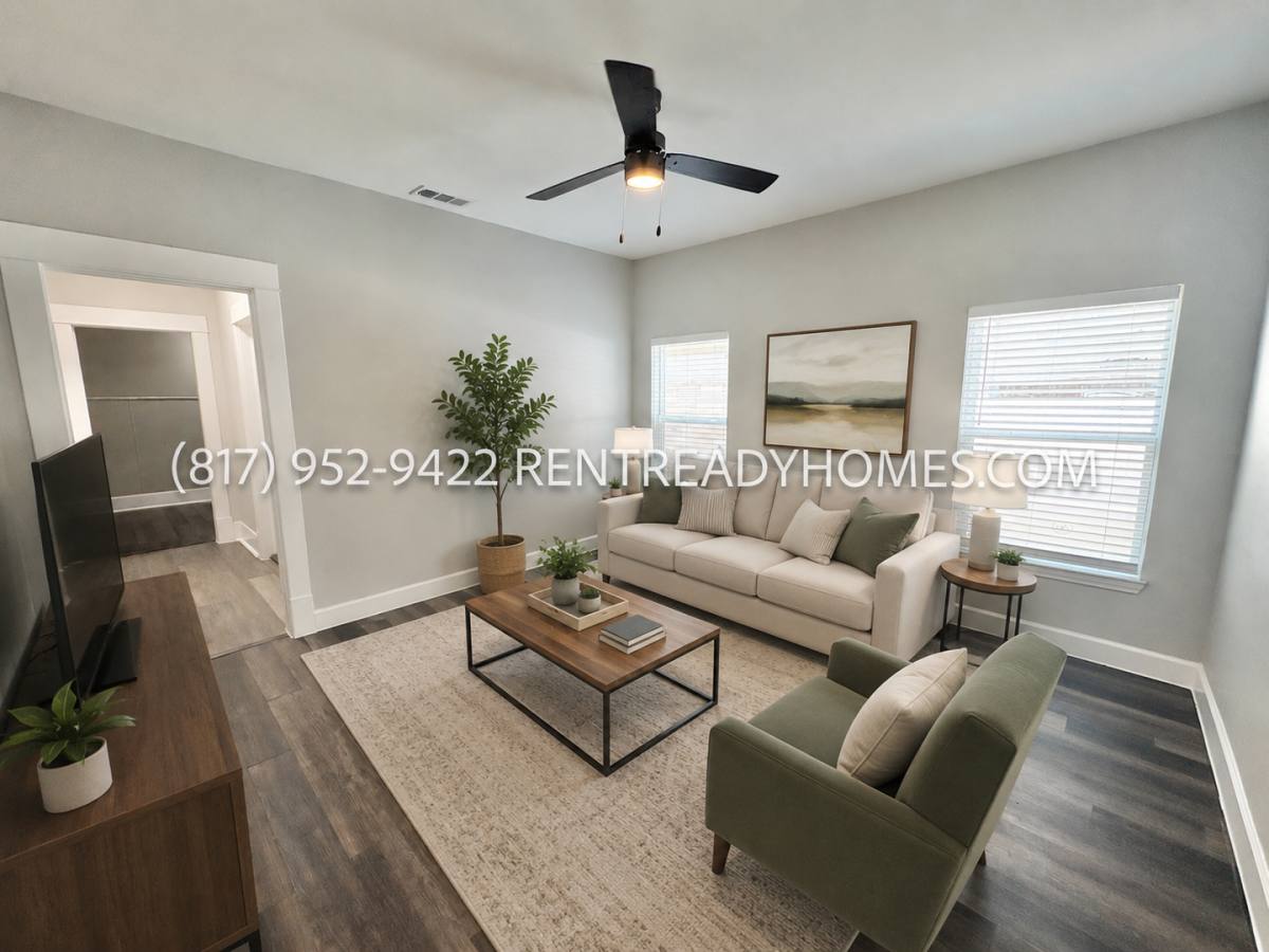 Apartment for rent at 4431 Clay St, Houston, TX 77023
