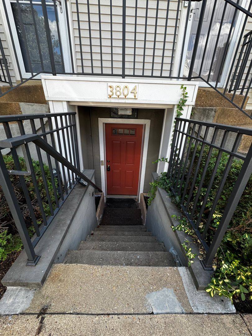 Condo for rent at 3804 9th Road, S, Arlington, VA 22204