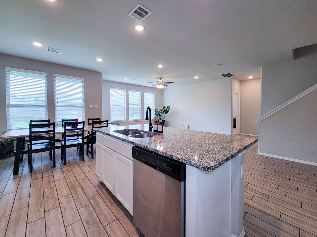 House for rent at 24811 Crimson Pine Dr, Huffman, TX 77336