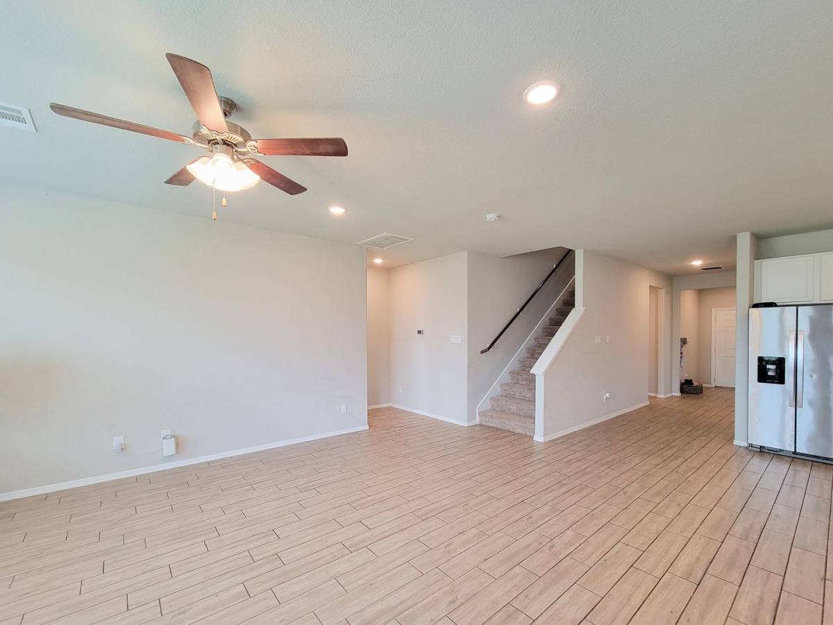 House for rent at 24811 Crimson Pine Dr, Huffman, TX 77336