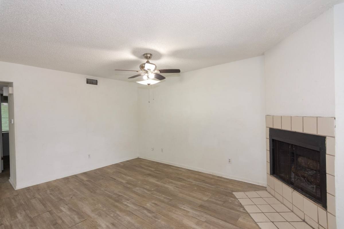 Apartment for rent at 1607 Onion Creek Village Dr, Round Rock, TX 78664