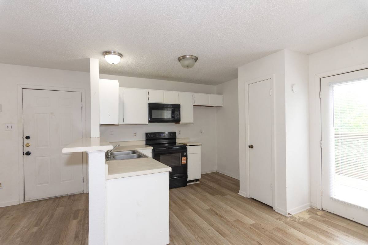 Apartment for rent at 1607 Onion Creek Village Dr, Round Rock, TX 78664