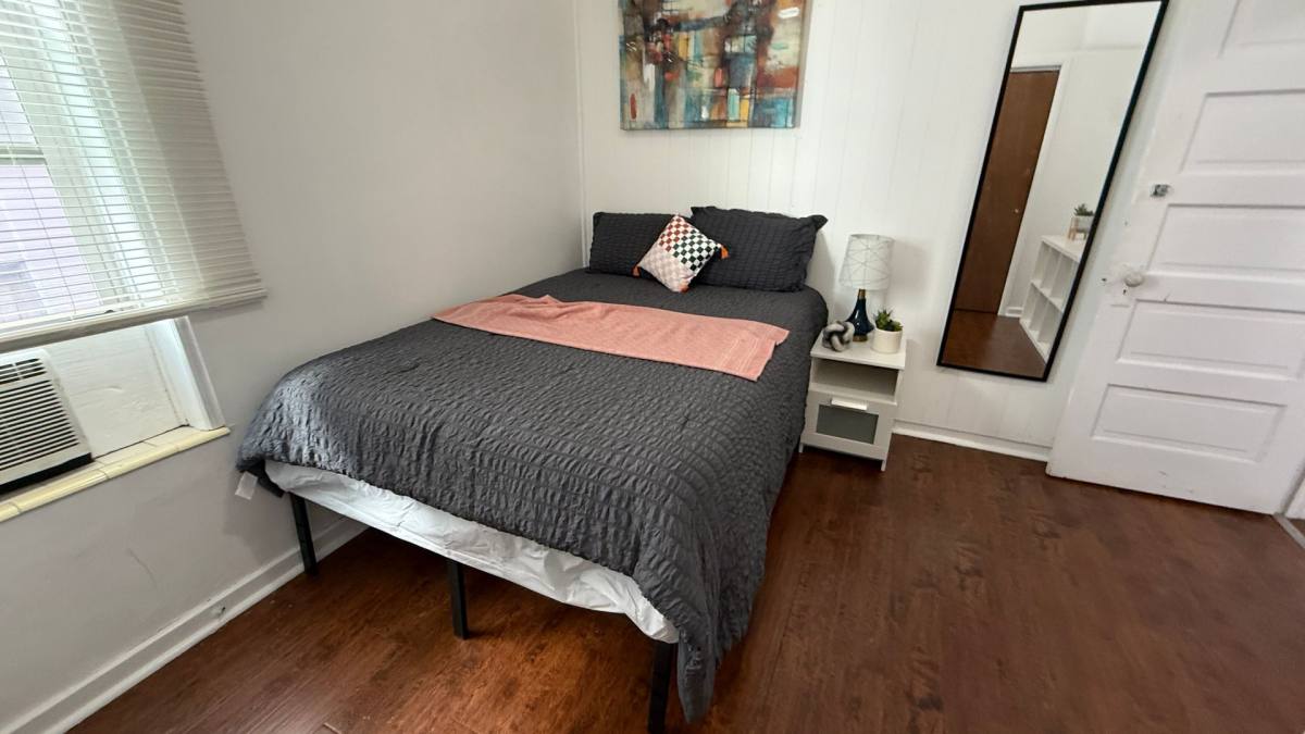 Apartment for rent at 1141 E 500 S, Salt Lake City, UT 84102