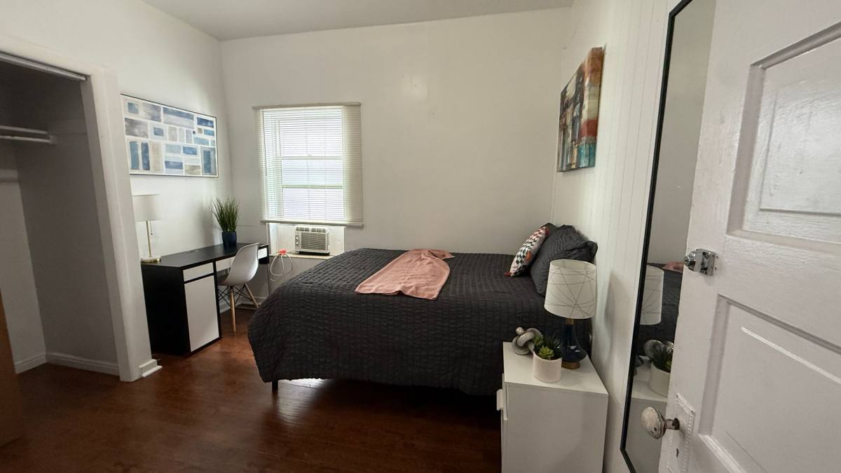 Apartment for rent at 1141 E 500 S, Salt Lake City, UT 84102