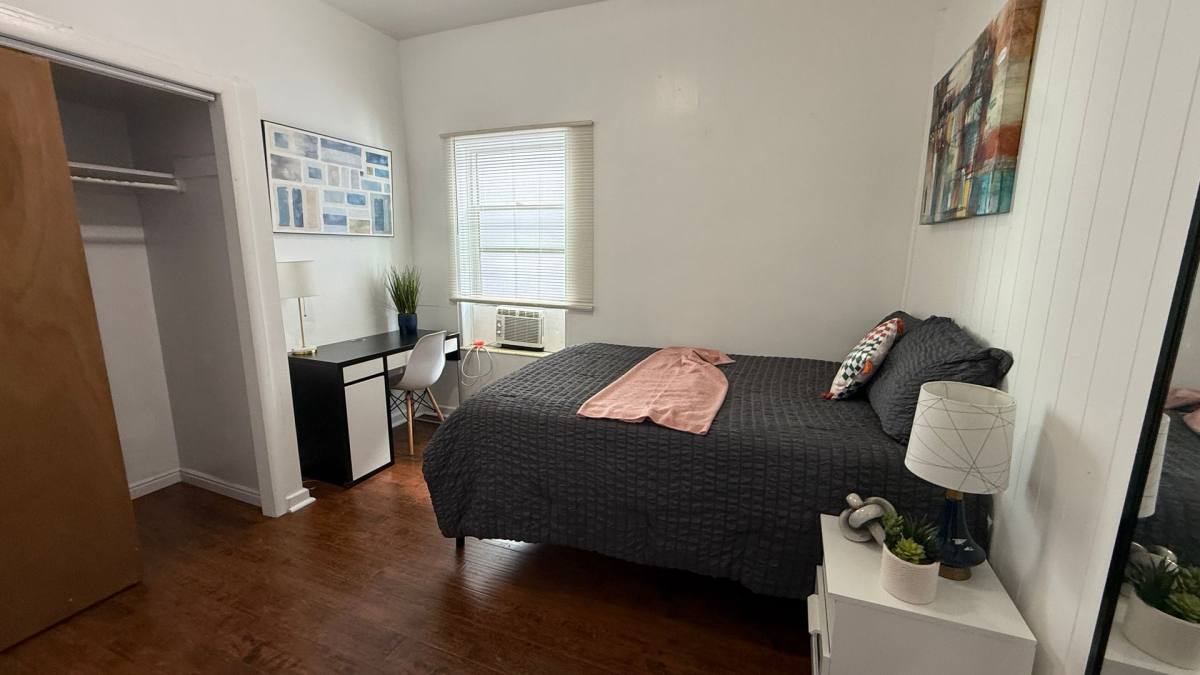 Apartment for rent at 1141 E 500 S, Salt Lake City, UT 84102