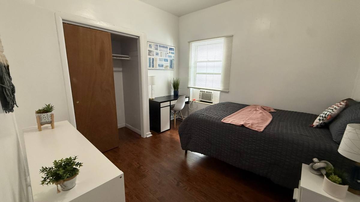 Apartment for rent at 1141 E 500 S, Salt Lake City, UT 84102