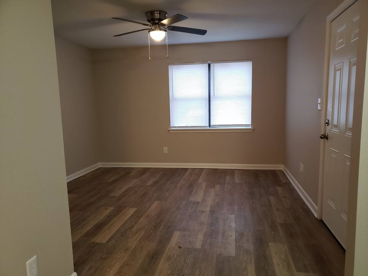 Apartment for rent at 108 Blurton Dr, Dickson, TN 37055