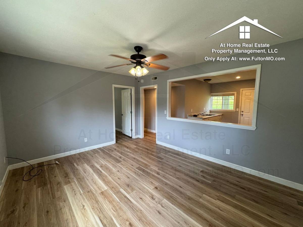 Apartment for rent at 500 Churchill Rd, Fulton, MO 65251