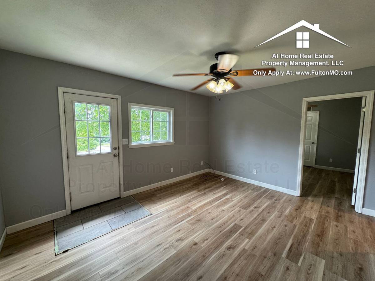 Apartment for rent at 500 Churchill Rd, Fulton, MO 65251