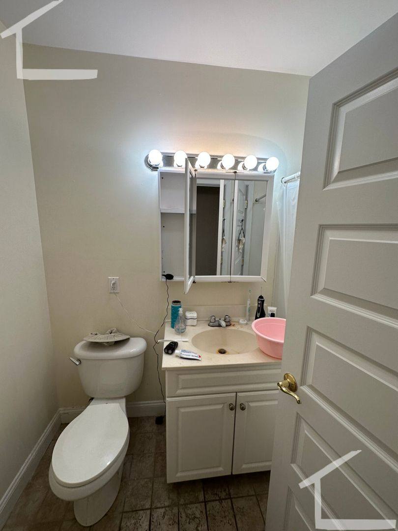Apartment for rent at 199B Gardner St, West Roxbury, MA 02132