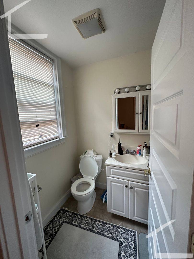 Apartment for rent at 199B Gardner St, West Roxbury, MA 02132