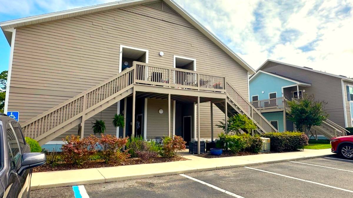 Apartment for rent at 1601 Nectarine St #J-4, Fernandina Beach, FL 32034
