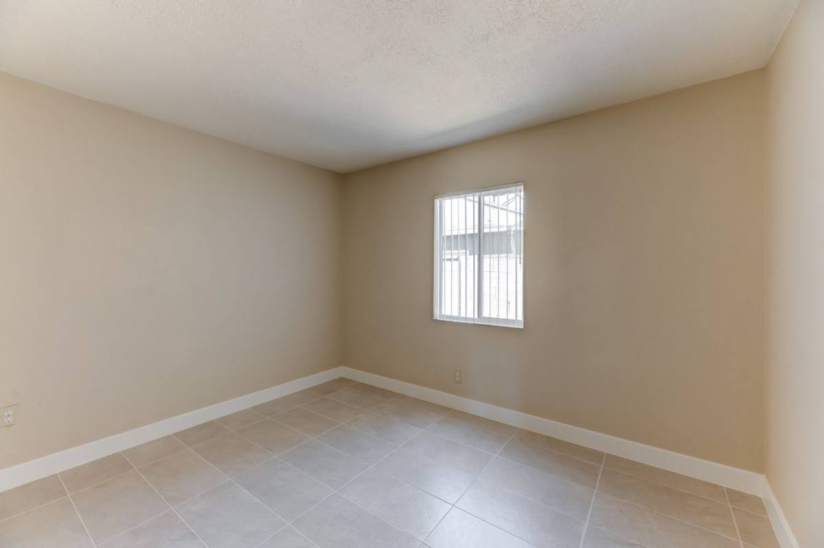 House for rent at 402 Ilmenite Way, Henderson, NV 89015