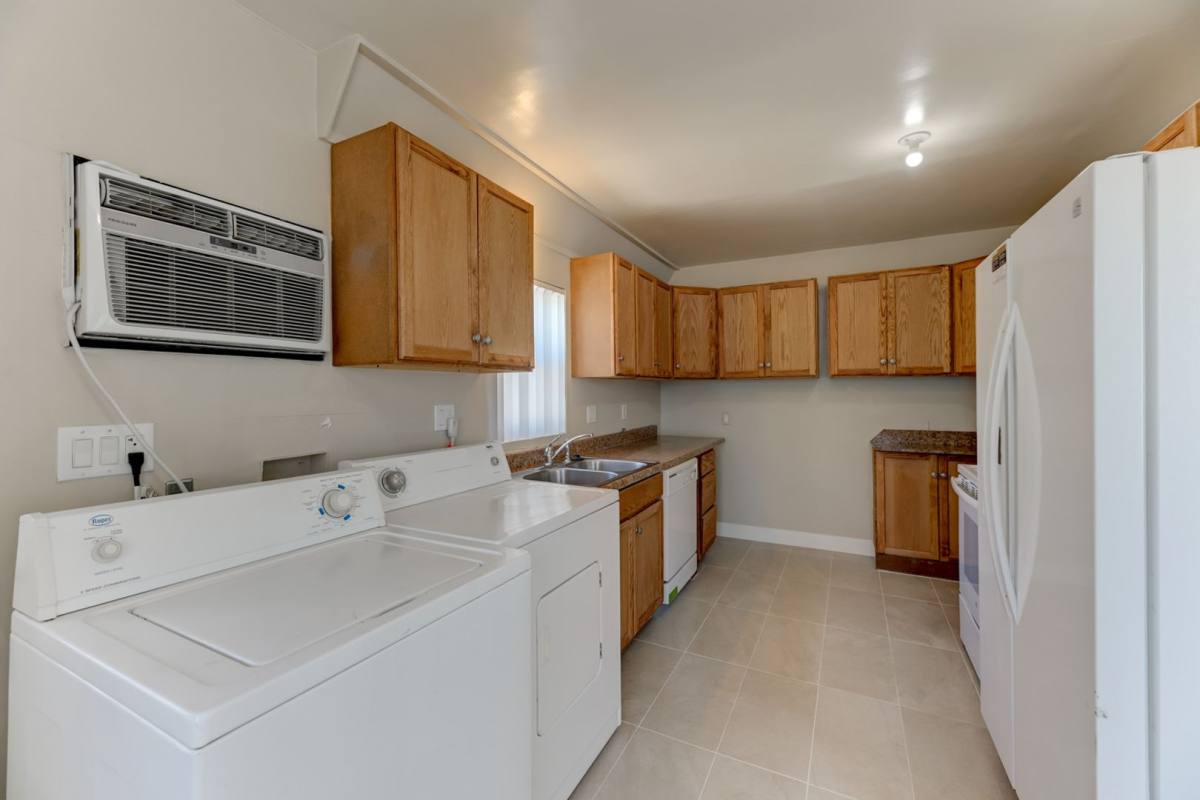 House for rent at 402 Ilmenite Way, Henderson, NV 89015