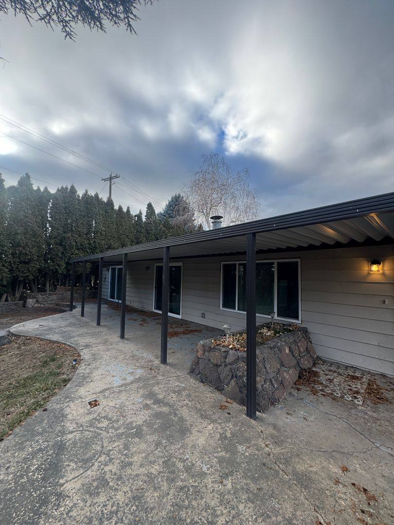House for rent at 3701 Gun Club Rd, Yakima, WA 98901