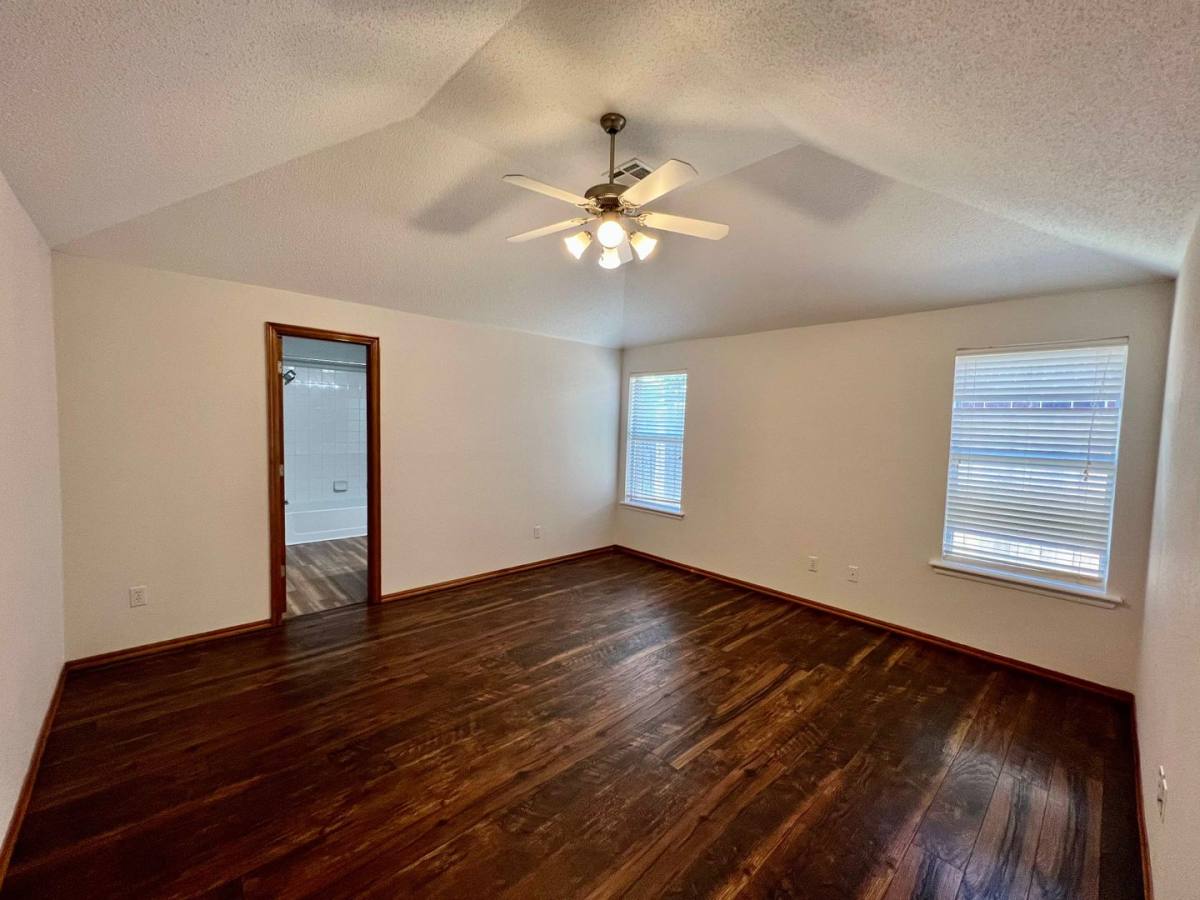 House for rent at 12408 SW 12th St, Yukon, OK 73099