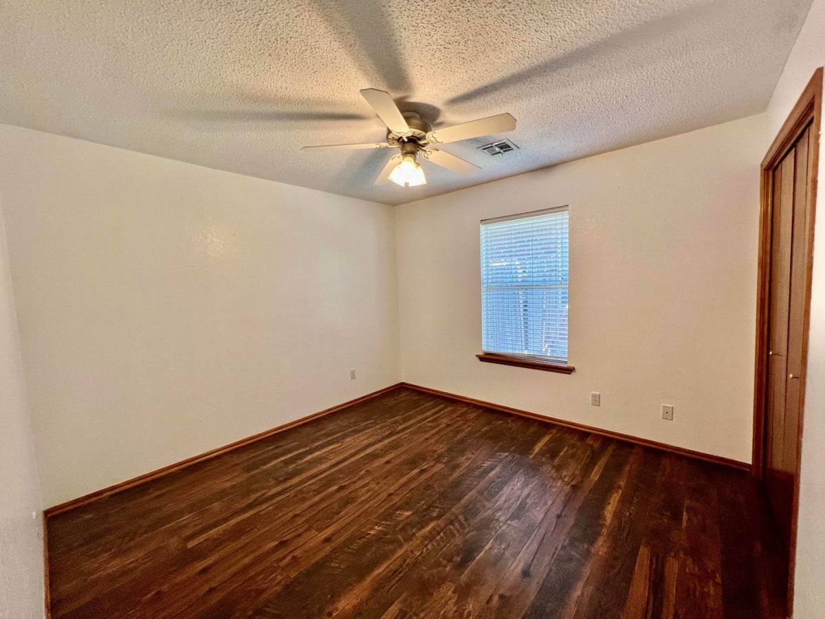 House for rent at 12408 SW 12th St, Yukon, OK 73099