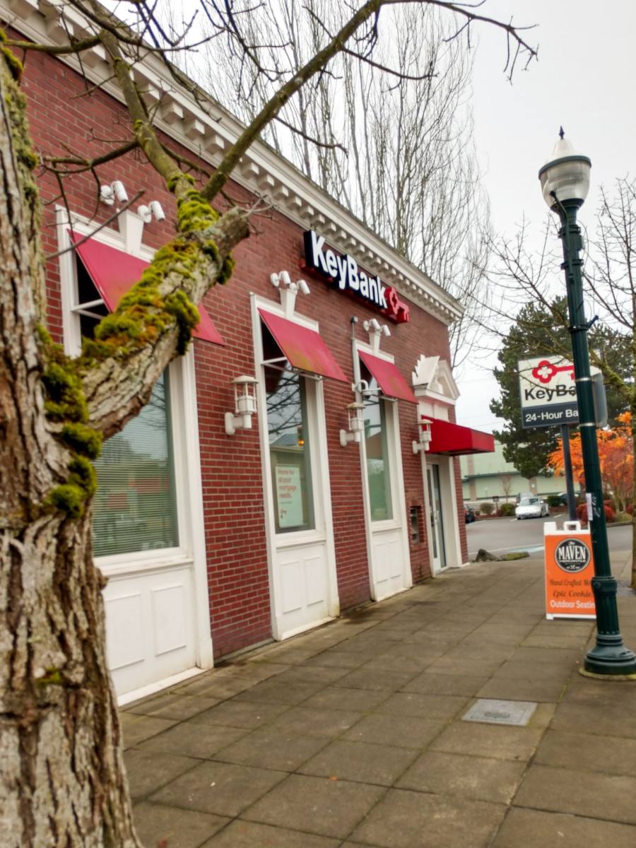 Apartment for rent at 1229 SW 126th St, Seattle, WA 98146