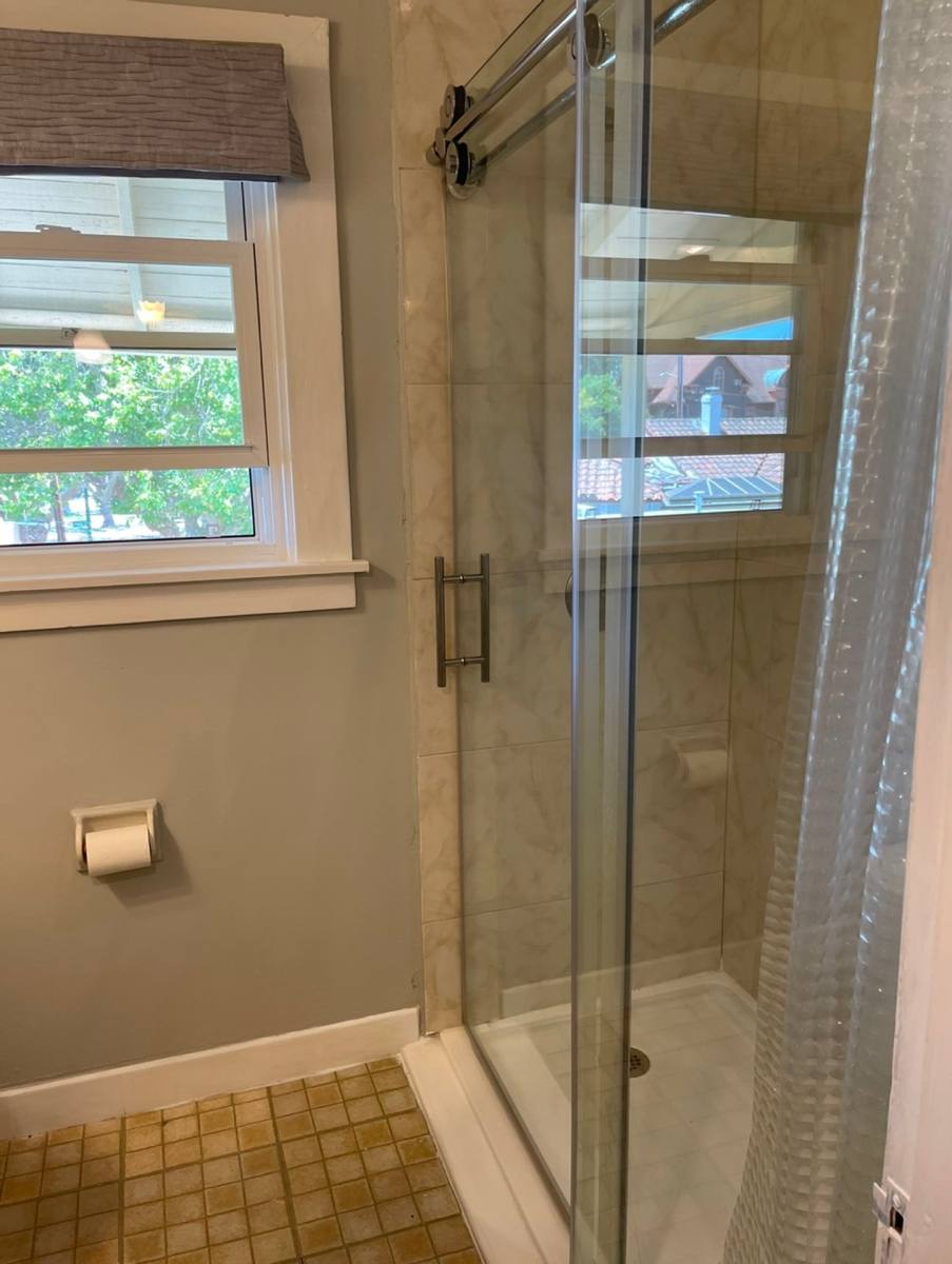 Apartment for rent at 1539 Central Ave, Alameda, CA 94501
