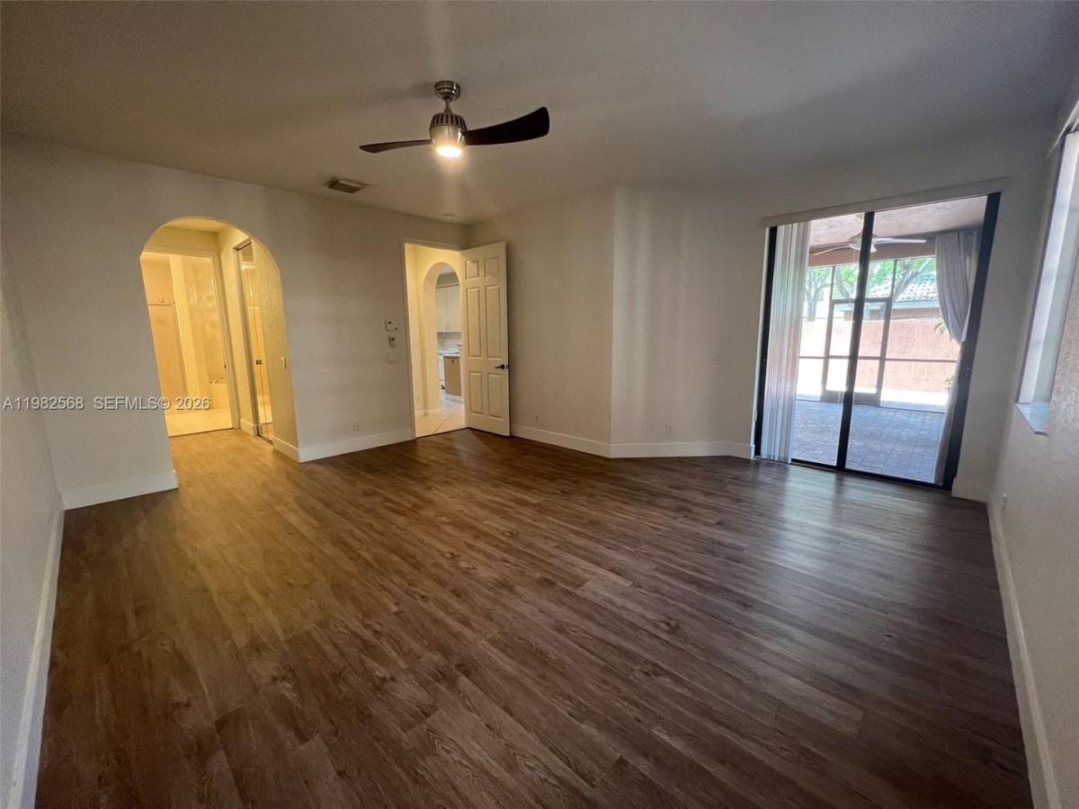 House for rent at 2816 Kinsington Circle 28-1, Fort Lauderdale, FL 33332