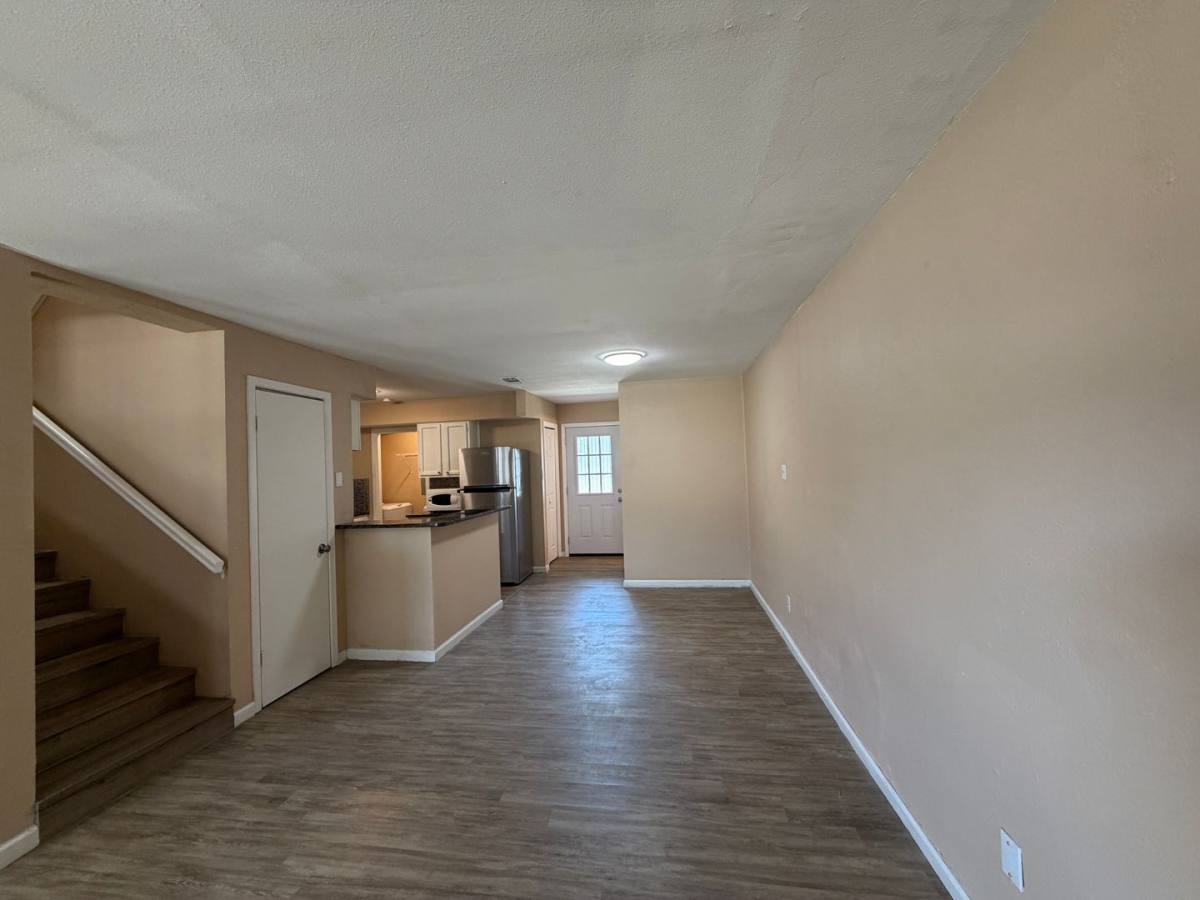 Townhouse for rent at 4226 Walnut Hills Dr, Corpus Christi, TX 78413