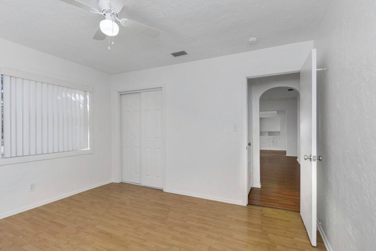 Apartment for rent at 5201 1st Ave N, Saint Petersburg, FL 33710