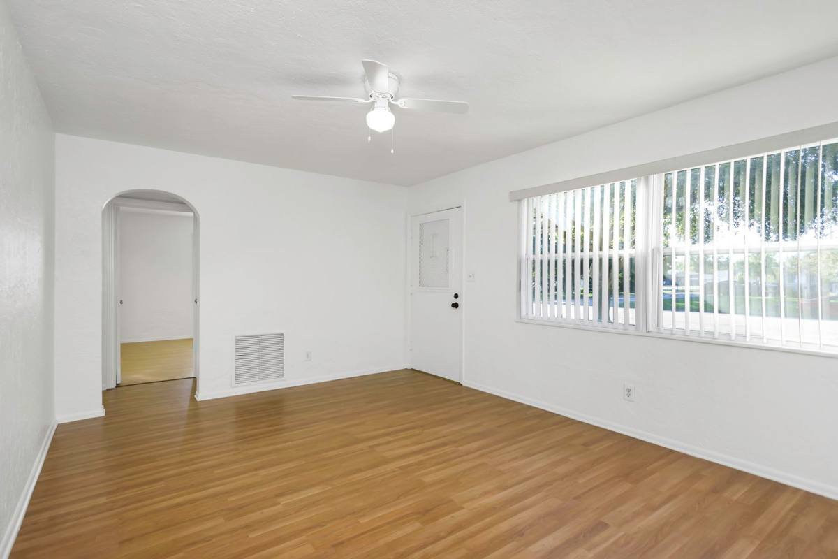 Apartment for rent at 5201 1st Ave N, Saint Petersburg, FL 33710