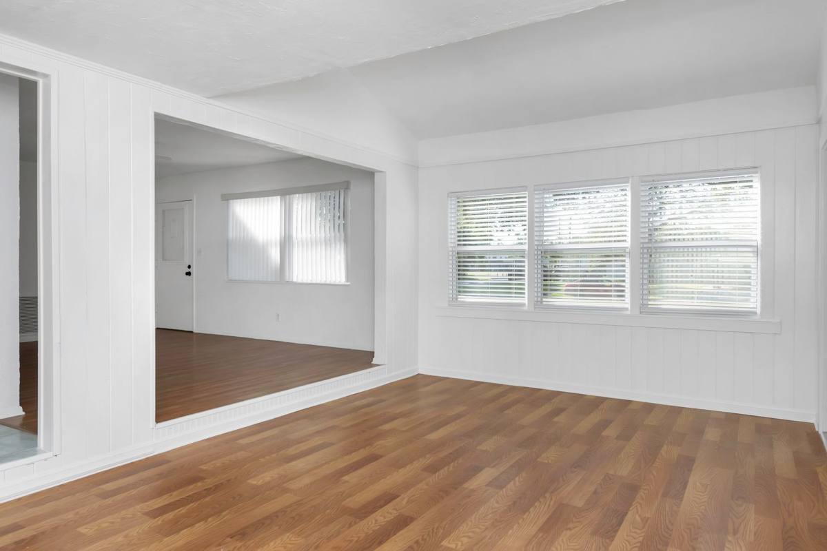 Apartment for rent at 5201 1st Ave N, Saint Petersburg, FL 33710