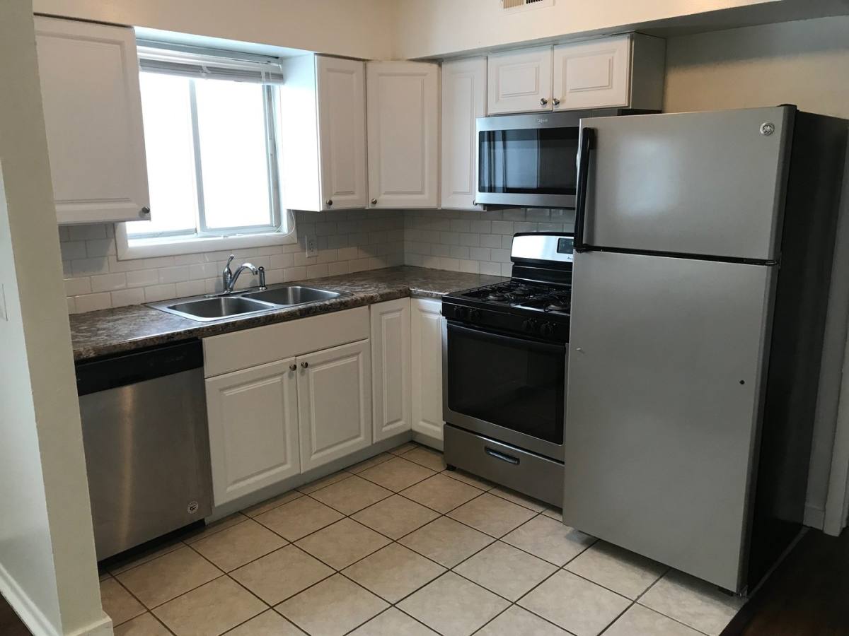 Apartment for rent at 3130 Chicago St, Omaha, NE 68131