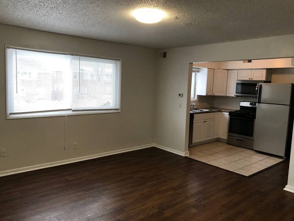 Apartment for rent at 3130 Chicago St, Omaha, NE 68131