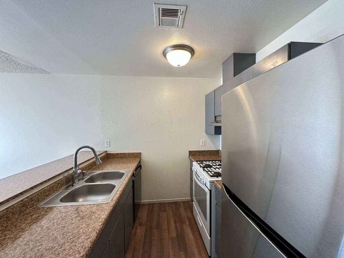 Townhouse for rent at 4000 Calle Paula, Las Vegas, NV 89103