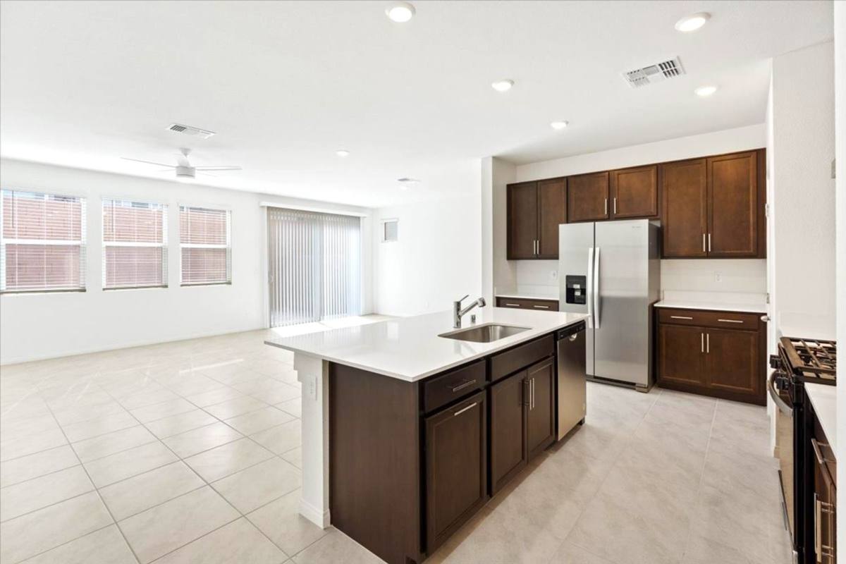 House for rent at 9115 Vesey Ave, Las Vegas, NV 89148