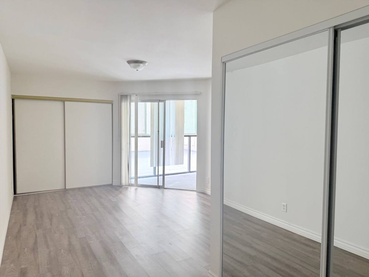 331 S Ardmore Ave, Los Angeles, CA 90020 - Apartment for Rent - Image 5
