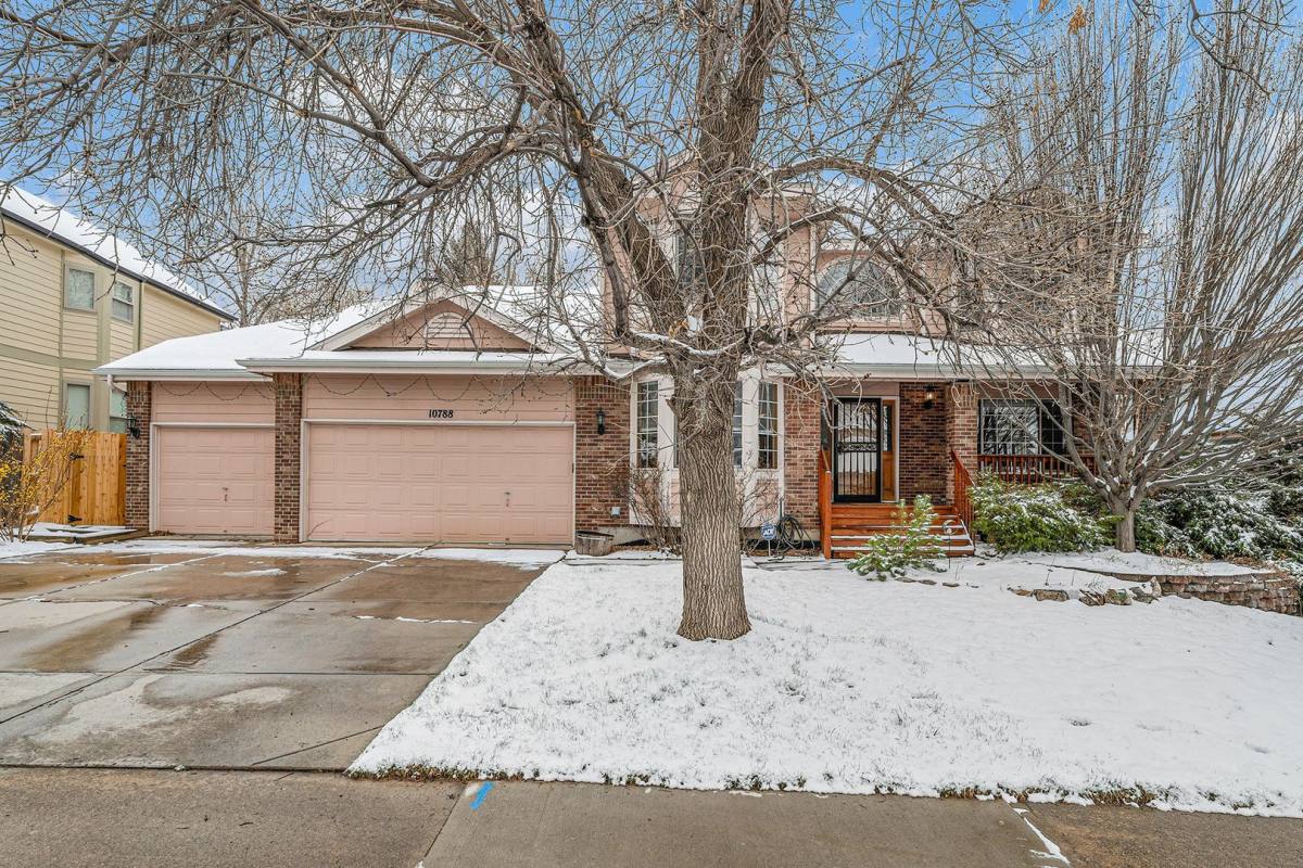 House for rent at 10788 W Vista View Dr, Littleton, CO 80127