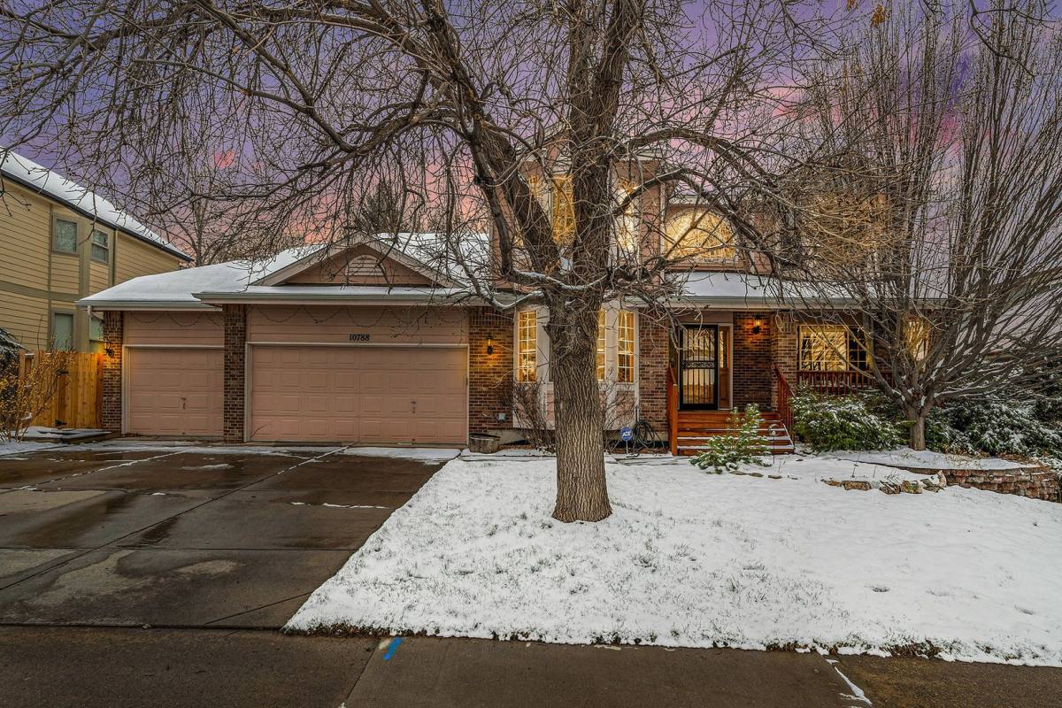 House for rent at 10788 W Vista View Dr, Littleton, CO 80127