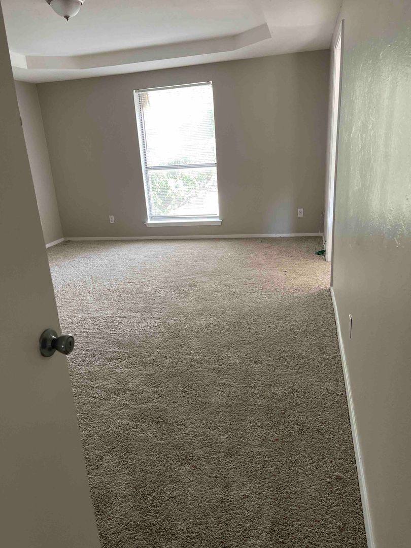 House for rent at 502 E Beltline Rd, Desoto, TX 75115