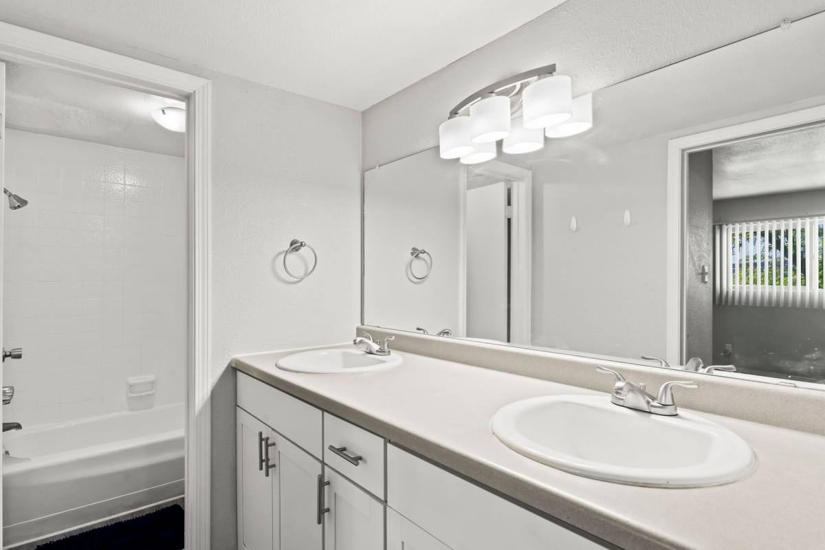 Apartment for rent at 1330 Louisiana Blvd NE, Albuquerque, NM 87110