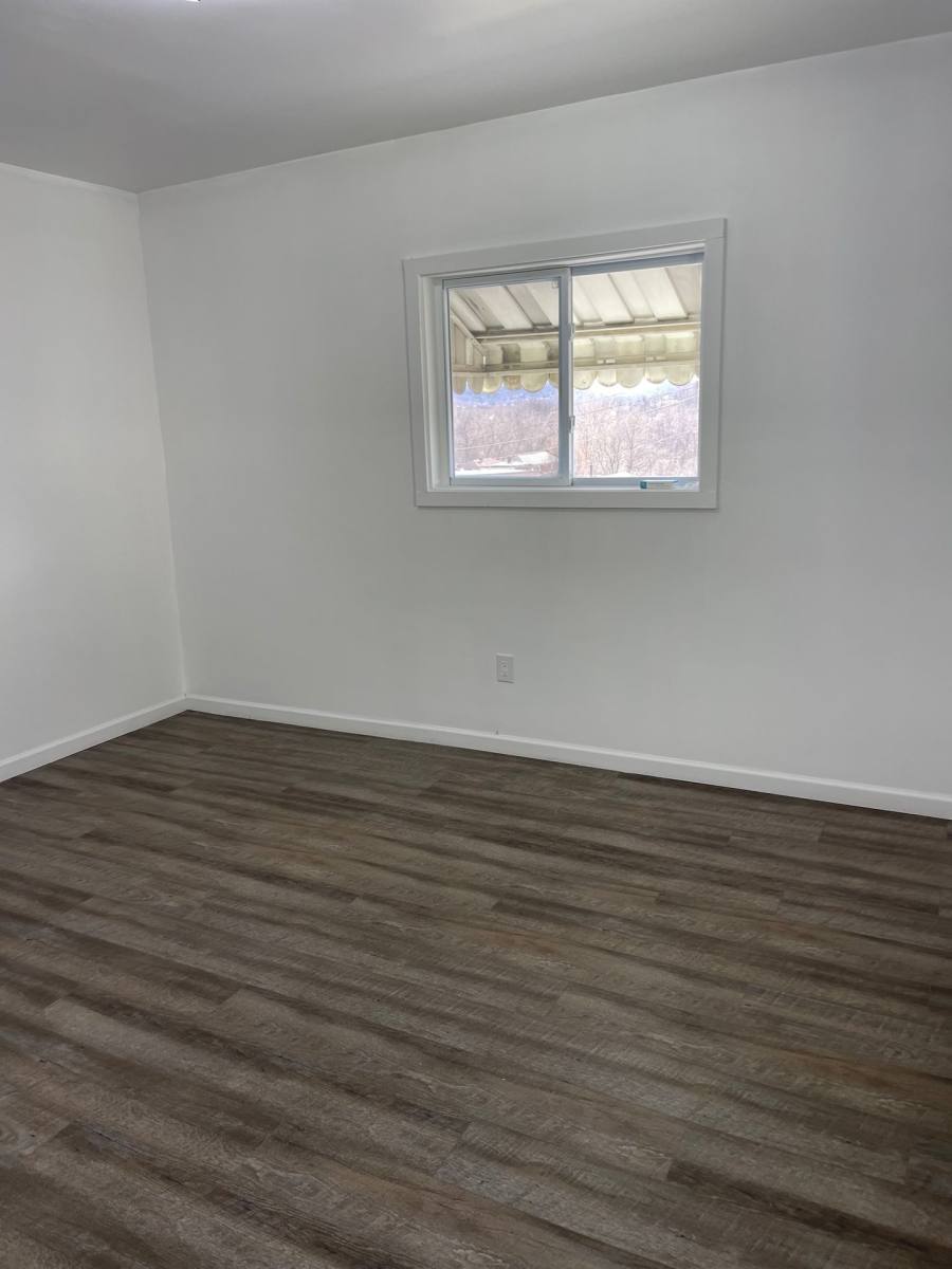 Apartment for rent at 322-324 3rd St, Pitcairn, PA 15140