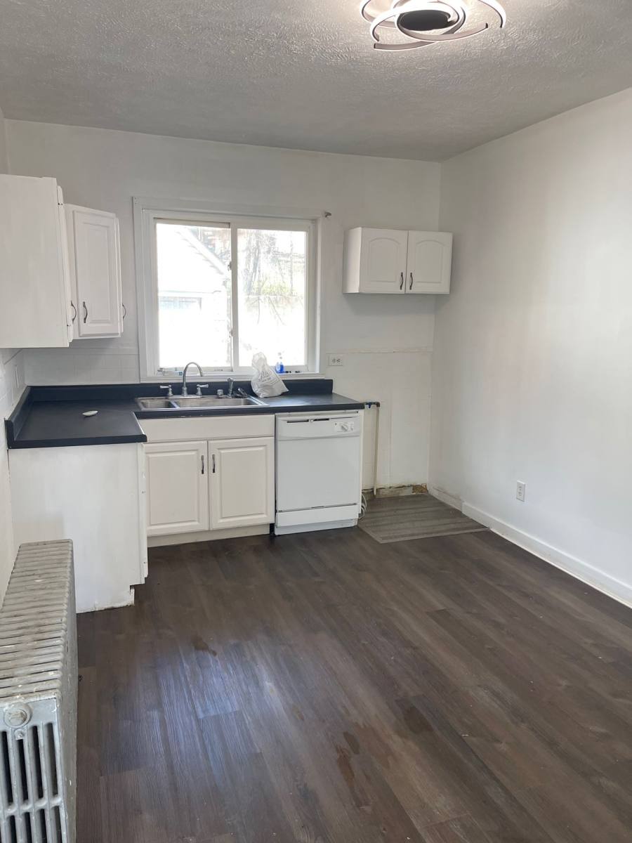 Apartment for rent at 322-324 3rd St, Pitcairn, PA 15140