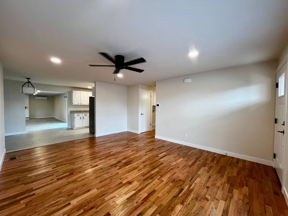 House for rent at 1007 S 50th Ave, Yakima, WA 98908