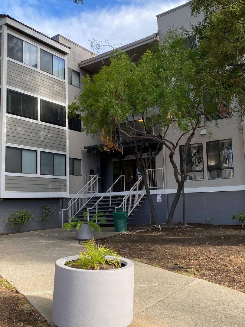 Condo for rent at 240 N Bayshore #207, San Mateo, CA 94401