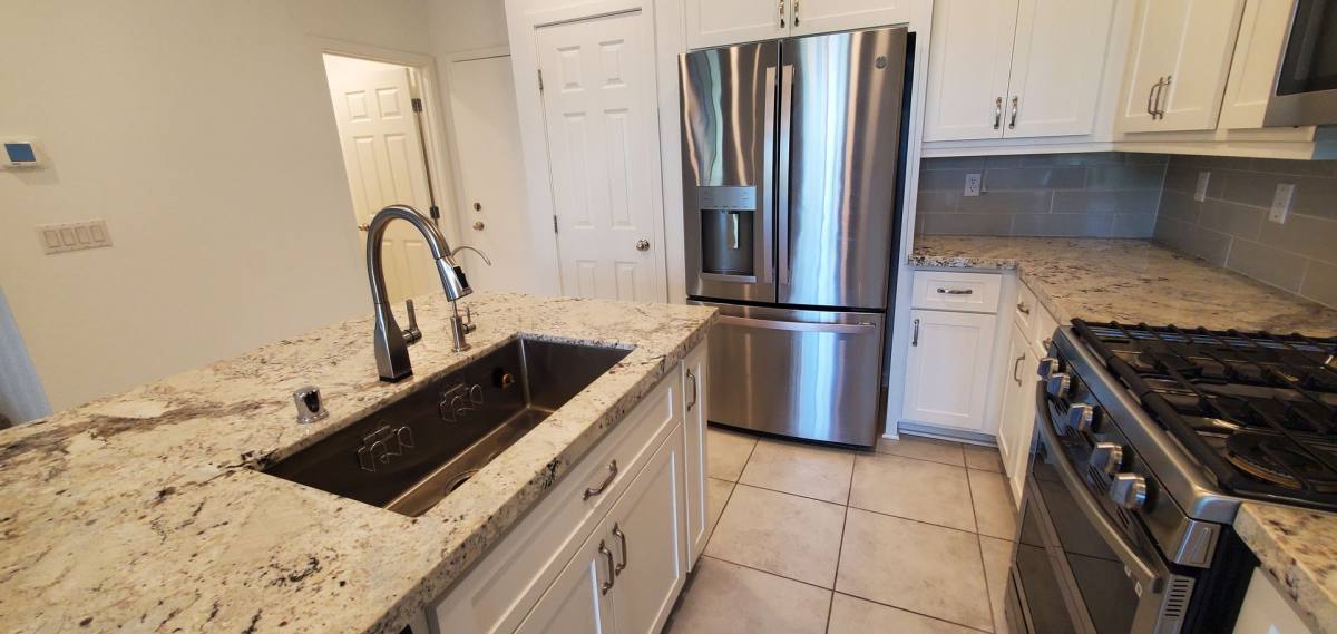 Townhouse for rent at 965 Nevada State Dr, Henderson, NV 89002