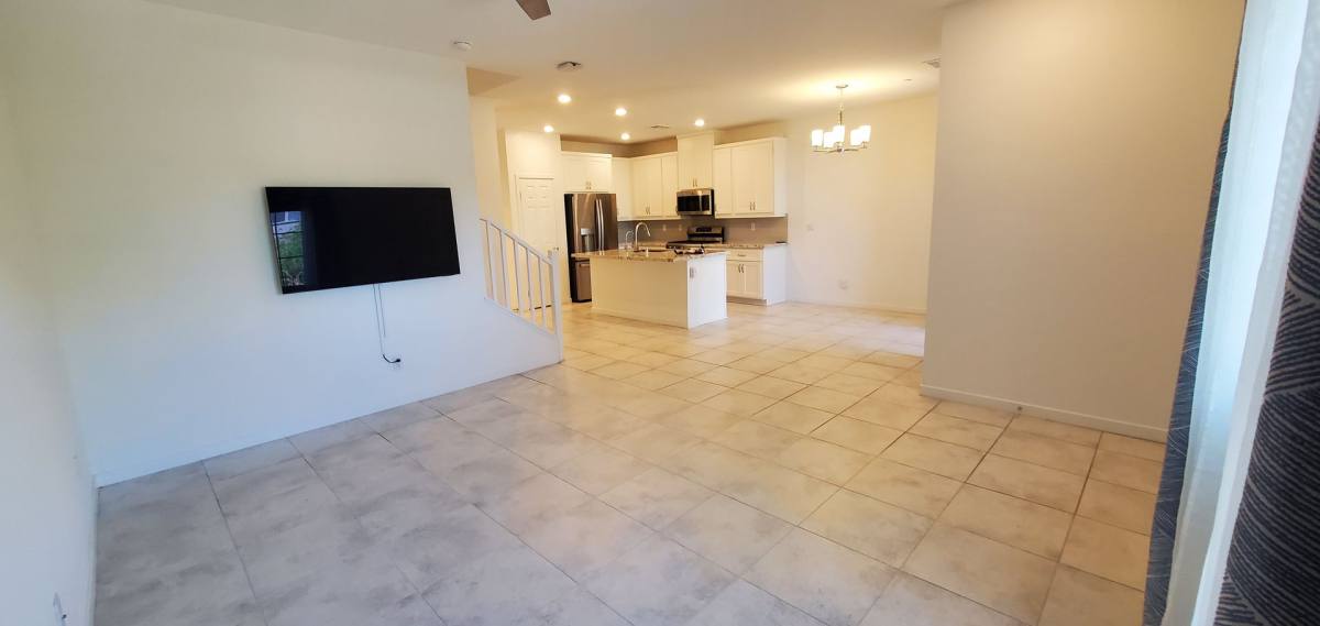 Townhouse for rent at 965 Nevada State Dr, Henderson, NV 89002